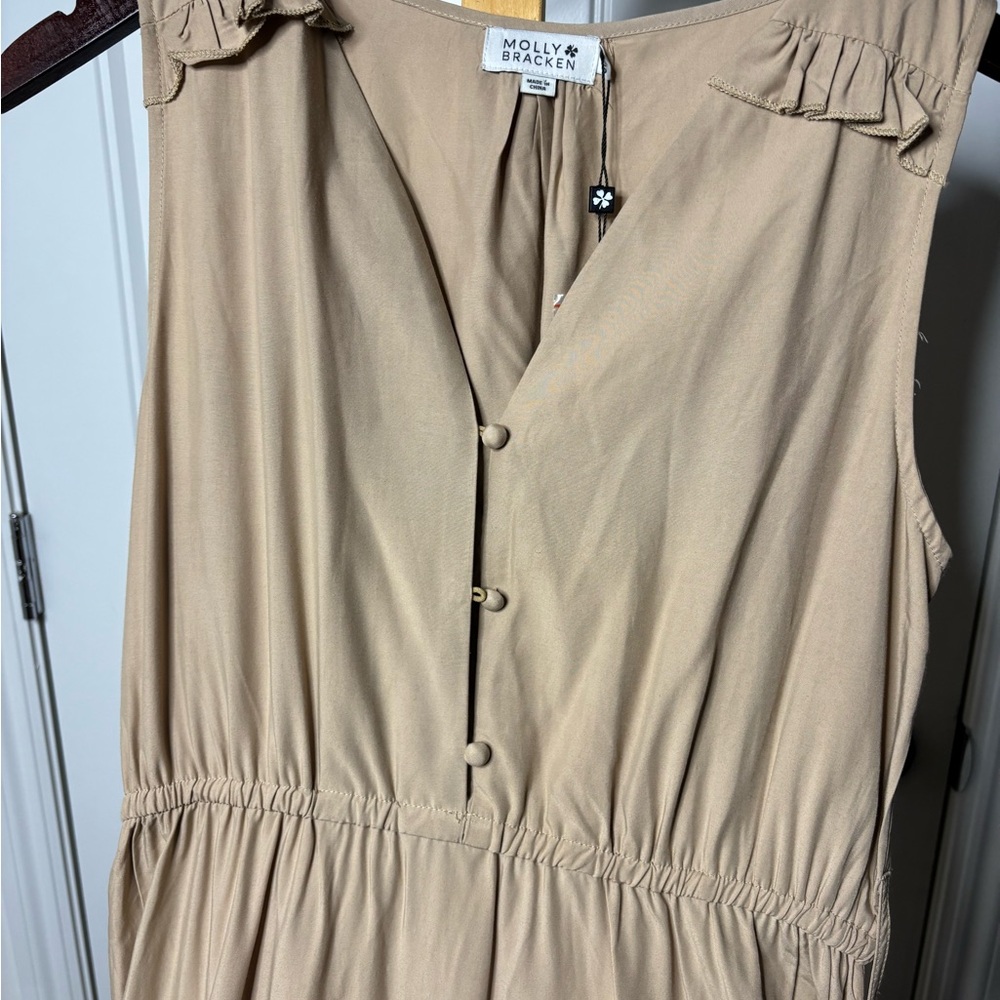 Molly Bracken Tan Sleeveless Dress